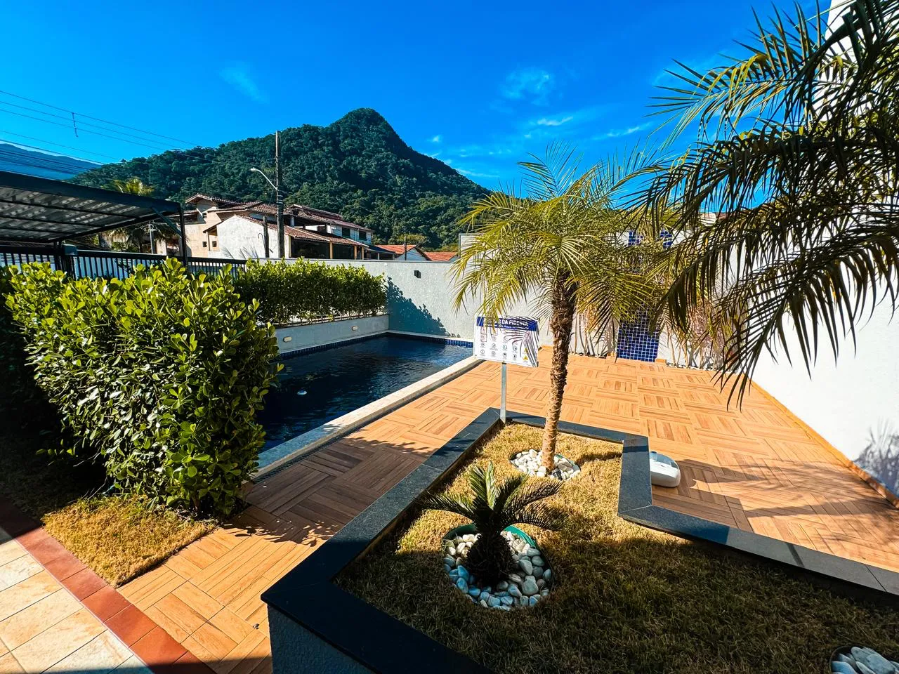 Imagem Sobrado com 3 Quartos à Venda, 100 m² em Cidade Jardim - Caraguatatuba