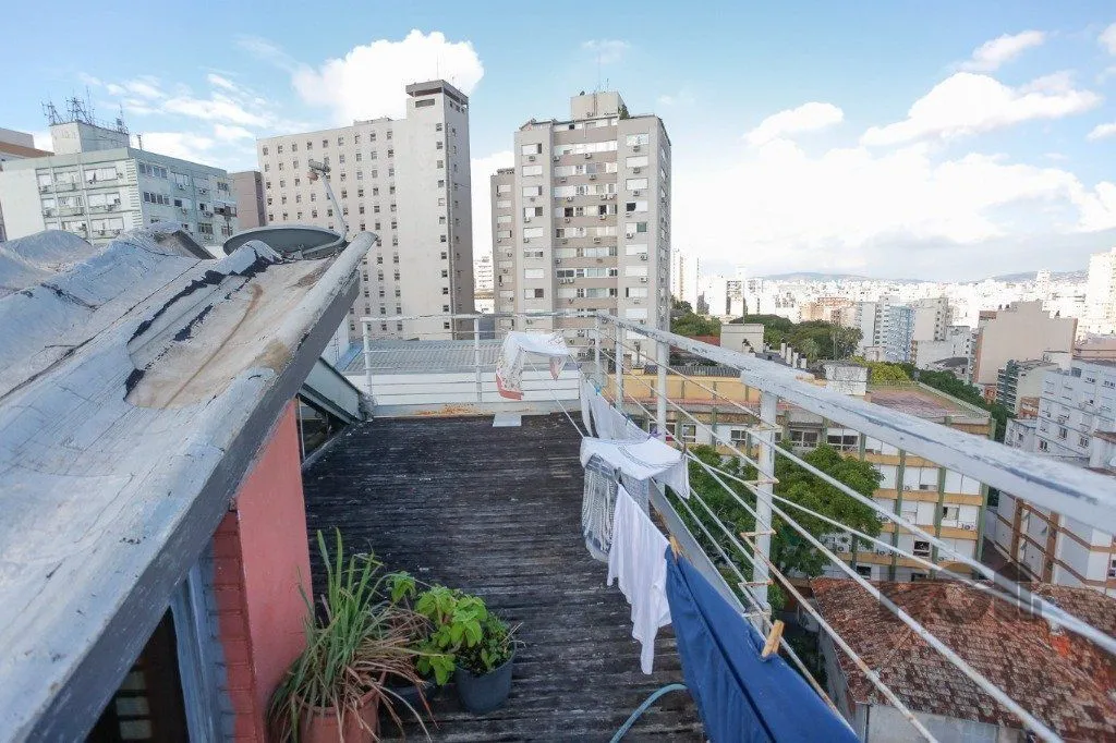 Imagem Cobertura 2 Quartos com Terraço, Lareira e Vaga no Centro Histórico - 93m² - Centro Histórico