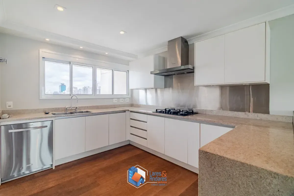 Imagem Apartamento para venda em Vila Uberabinha com 3 quartos, sendo 3 suítes, 335m²