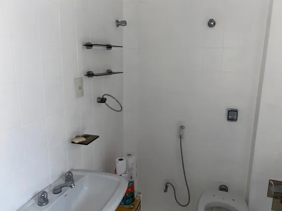 Imagem Apartamento com 2 Quartos à Venda, 60 m² em Gonzaga - Santos
