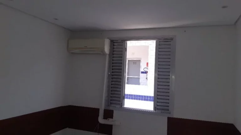 Imagem Apartamento bem localizado com 2 dormitórios, ideal para quem busca qualidade de vida no Bairro Canto do forte. Á venda na Imobiliária Consulte Imóveis.