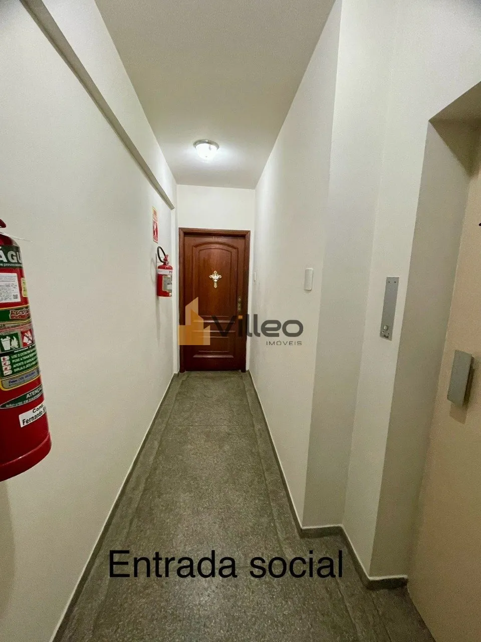 Imagem Descubra o equilíbrio perfeito entre espaço, conforto e localização privilegiada. Este apartamen...