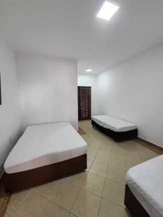 Imagem Incrível Chácara Pé Na Água Cond em Igaratá!!