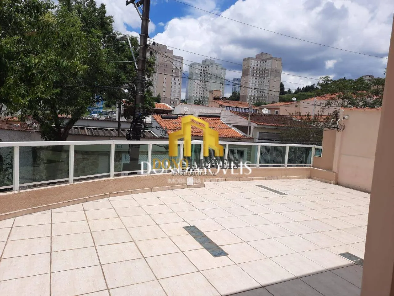 Imagem Casa 220 m² 3 dorms 1 suíte 6 vagas piscina Santa Terezinha SBC