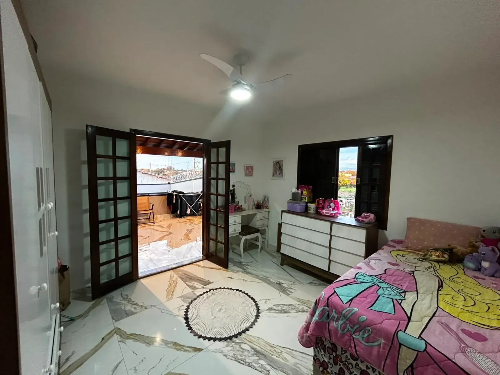Imagem Sobrado com 3 Quartos à Venda, 170 m² em Parque Urupês - Taubaté
