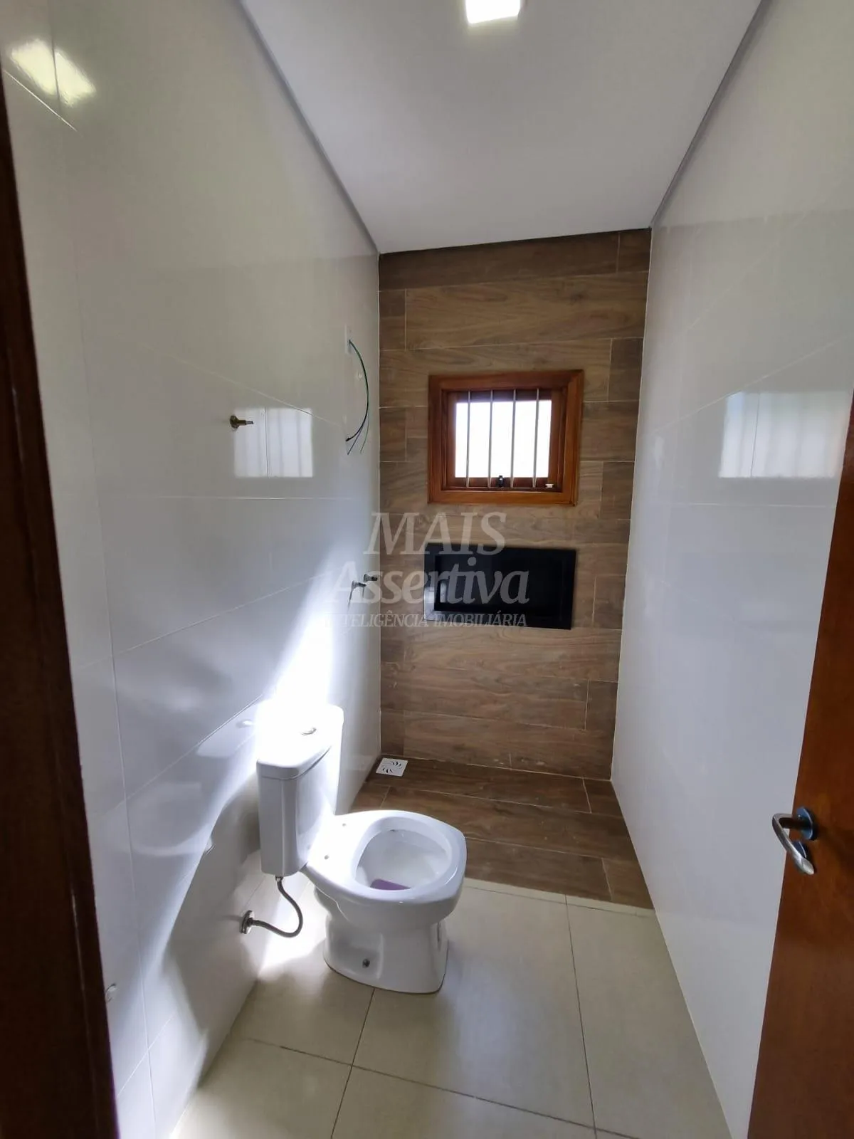 Imagem Ótima casa localizada em Tramandaí/RS - 3 dormitórios, 4 vagas de garagem