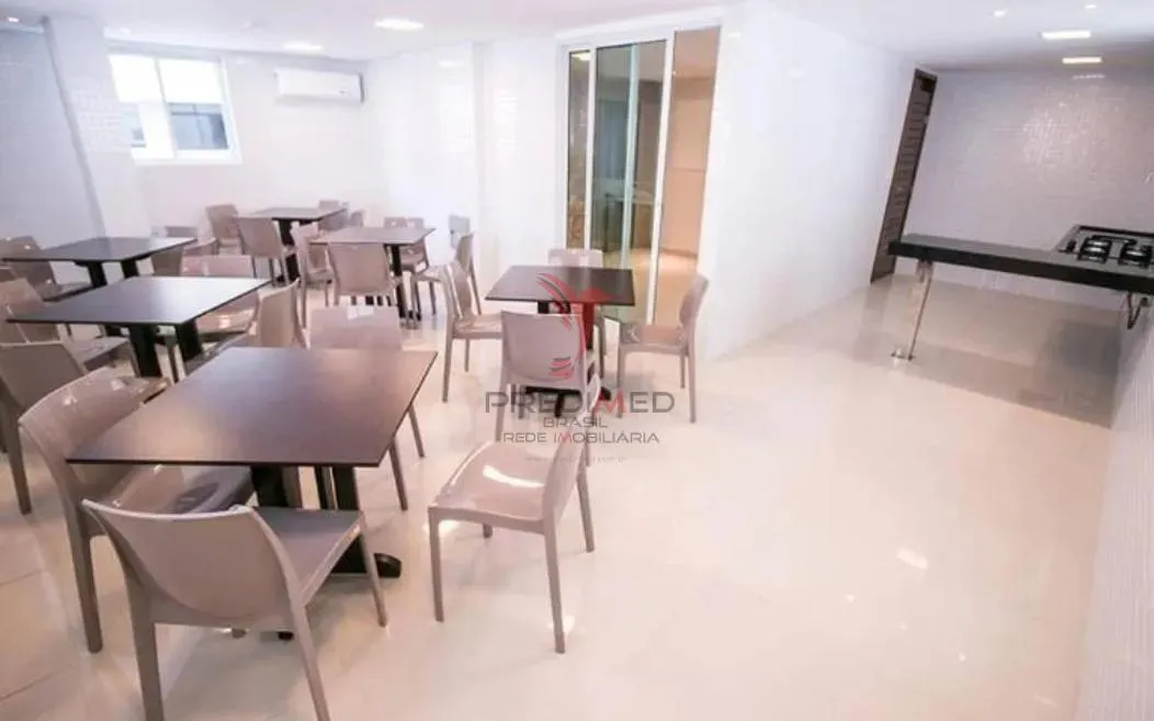 Imagem Apartamento Cabo Branco. PORTEIRA FECHADA Um quarto. Andar Alto. 100m da Orla