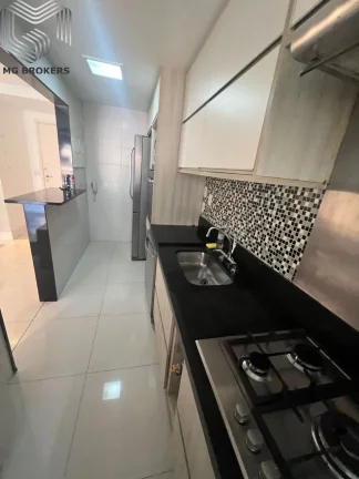 Imagem Imperdível apartamento à venda na Barra da Tijuca, Rio de Janeiro-RJ: 2 quartos, 1 suíte, 1 sala, 2 banheiros, 1 vaga, 74m².
