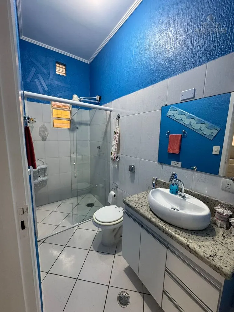Imagem Casa Terrea - Bairro Florida - 3 quartos com edicula