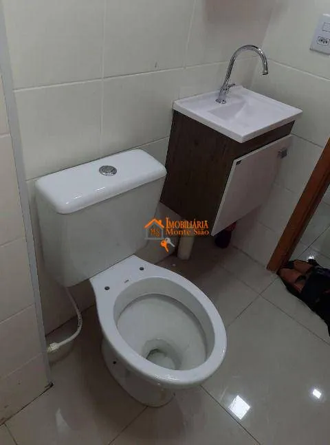 Imagem Apartamento com 2 dormitórios à venda, 43 m² por R$ 260.000,00 - Água Chata - Guarulhos/SP