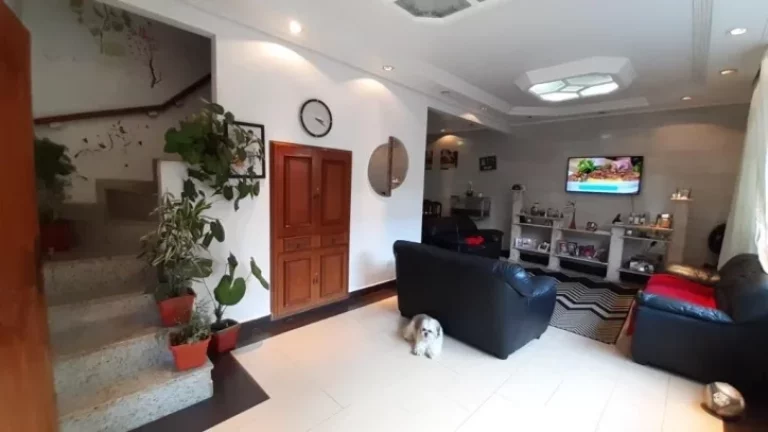 Imagem LINDO SOBRADO EM SANTOS, NO MARAPÉ,3 DORMS SENDO 2 SUÍTES, 3 VAGAS