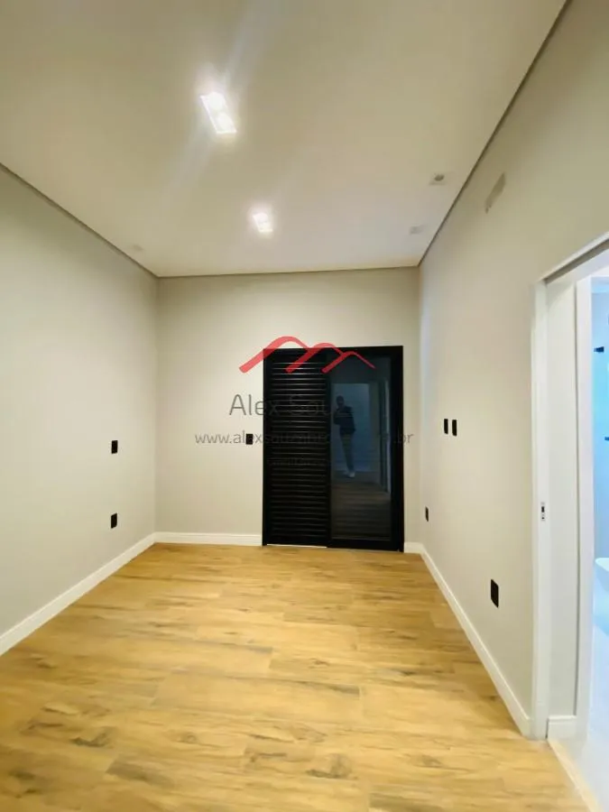 Imagem Casa em Condomínio para Venda em Hortolândia, Parque Olívio Franceschini, 3 dormitórios, 1 suíte, 3 banheiros, 4 vagas