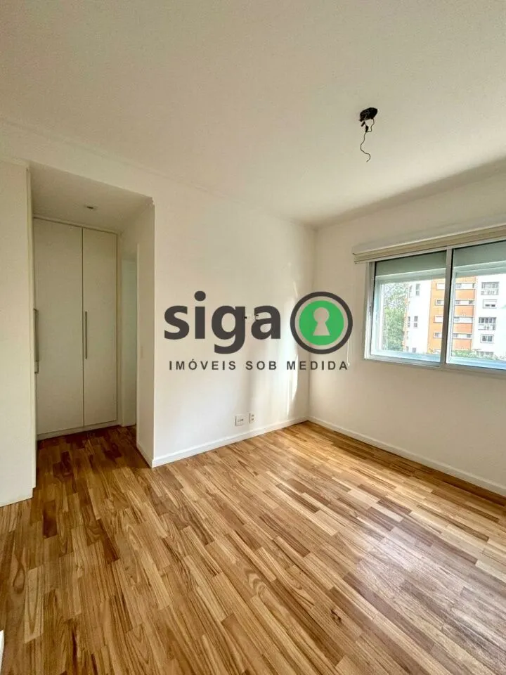 Imagem Apartamento á Venda no Panamby com 4 suítes e 4 vagas