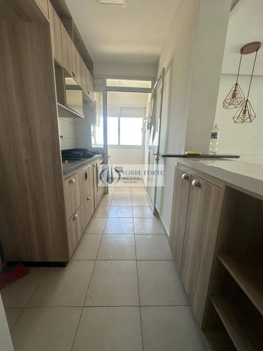 Imagem Lindo Apartamento com 3 dormitórios na Vila Ema