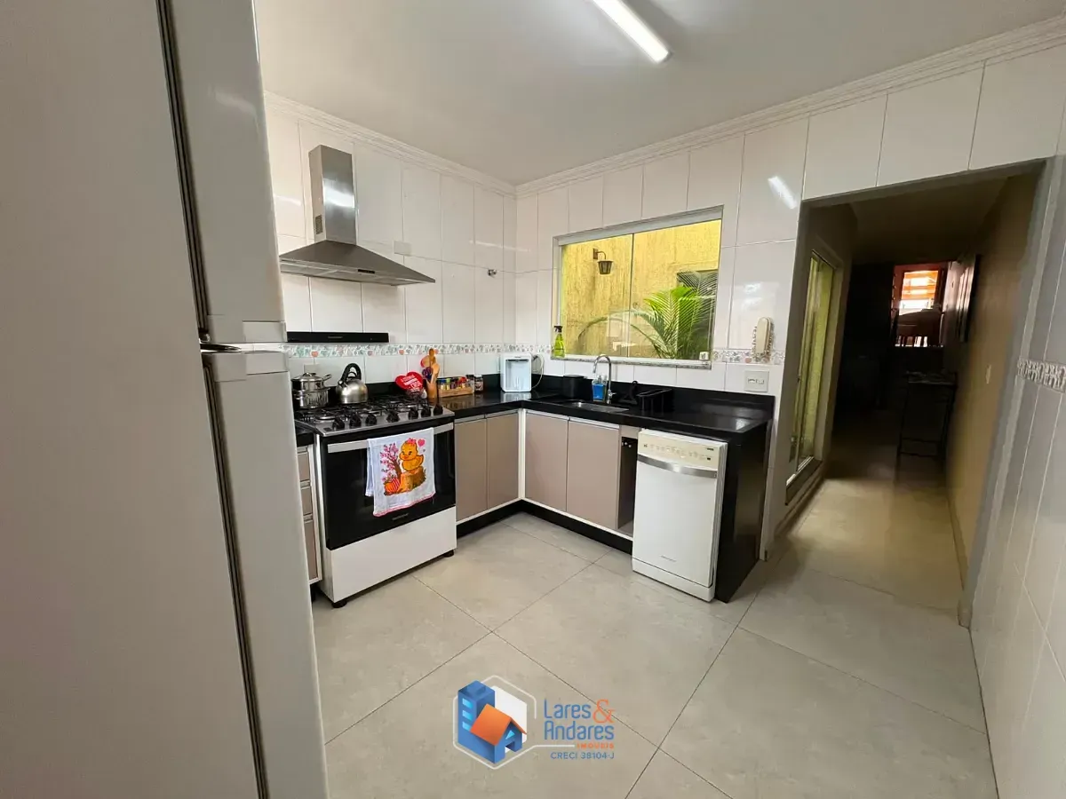 Imagem Sobrado para venda em Vila Constança com 3 quartos, sendo 3 suítes, 123m²