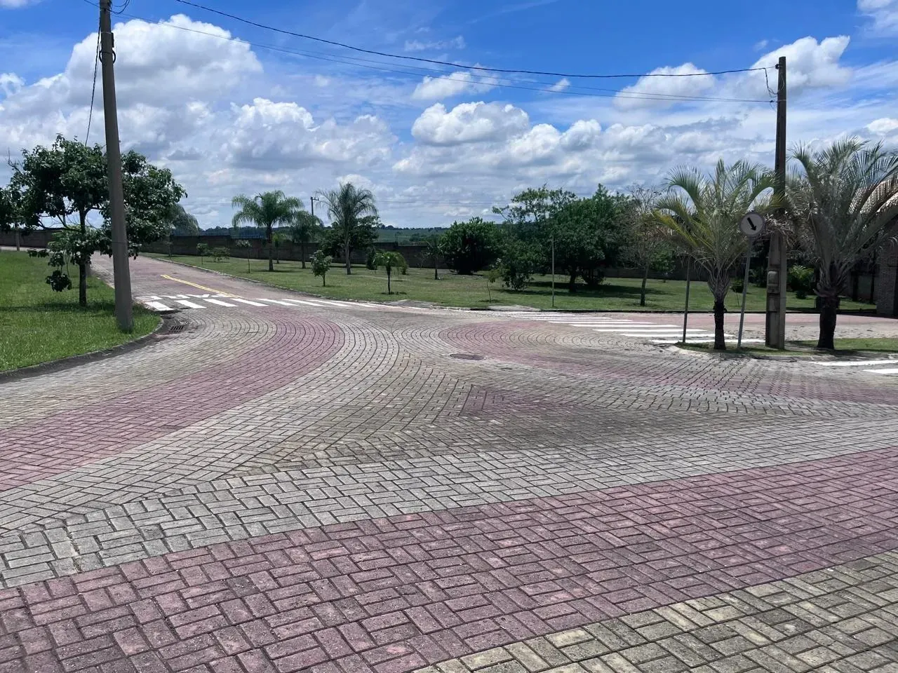 Imagem Terreno em Condomínio à Venda, 1.000 m² em Jardim Emicol - Itu