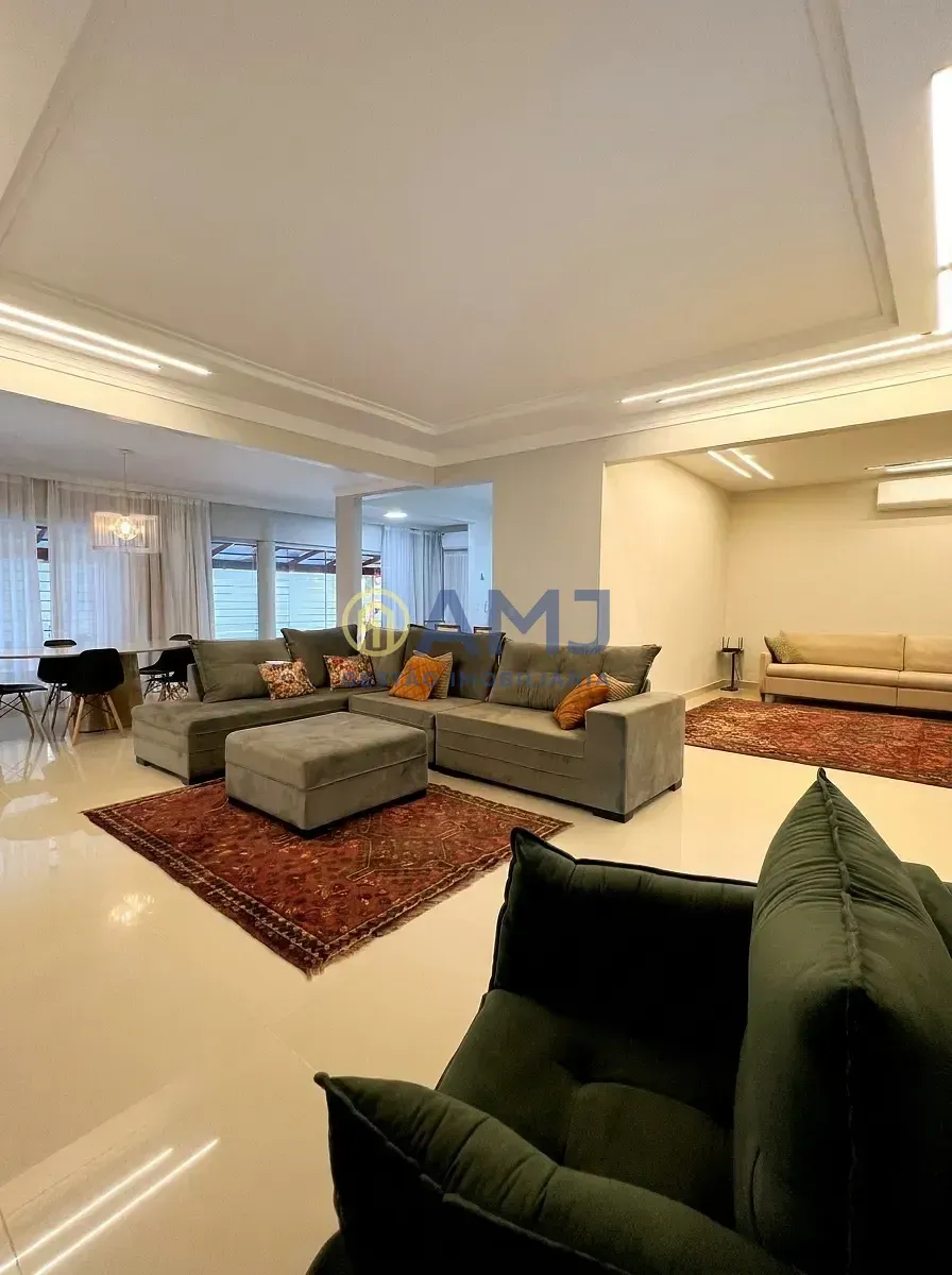 Foto do imóvel CHÁCARA DE ALTO PADRÃO À VENDA NO TERRA DO BOI | 5 QUARTOS | 2.287 M² | ACEITA FINANCIAMENTO em Endereço não informado