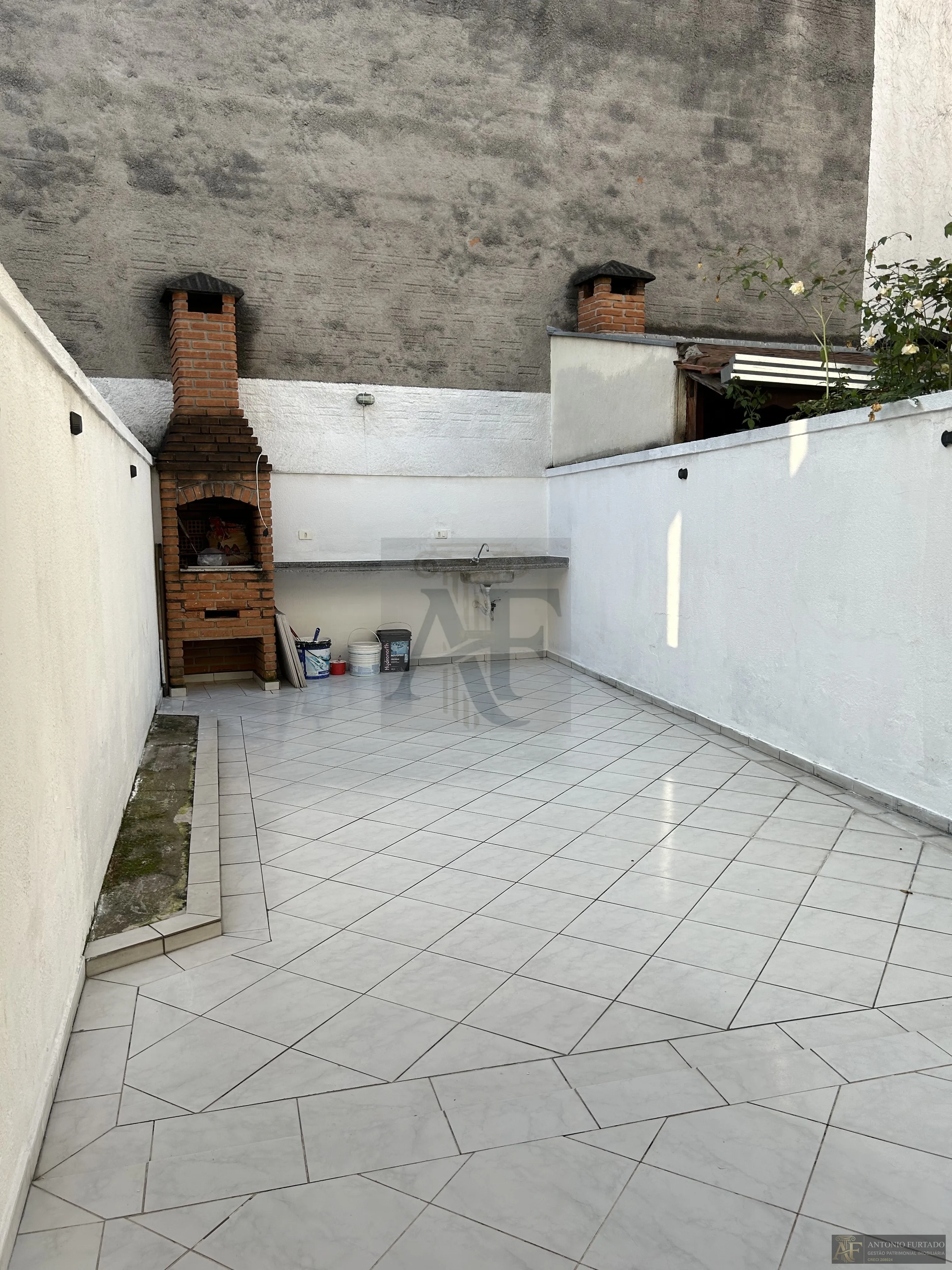 Imagem Sobrado para alugar em Vila Bela, São Paulo