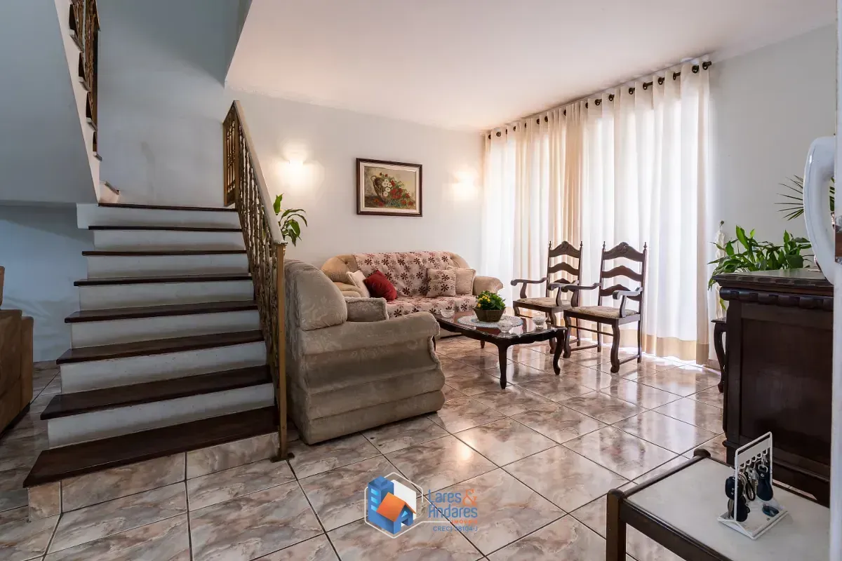 Imagem Casa para venda em Cidade Monções com 3 quartos, sendo 1 suíte, 165m²