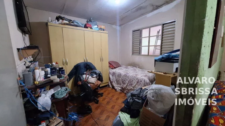 Imagem Oportunidade: Terreno com 2 Casas, Quintal e Espaço para Comércio à venda no Bairro São Judas Tadeu - Itu/SP
