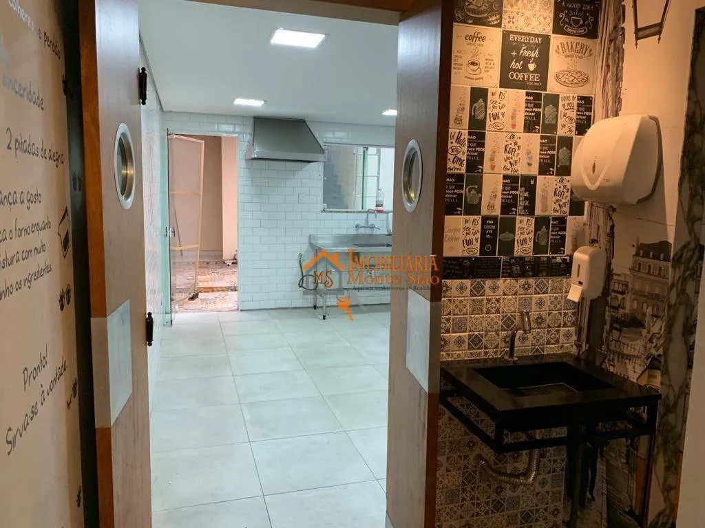 Imagem Salão para alugar, 132 m² por R$ 6.840,00/mês - Jardim Santa Mena - Guarulhos/SP