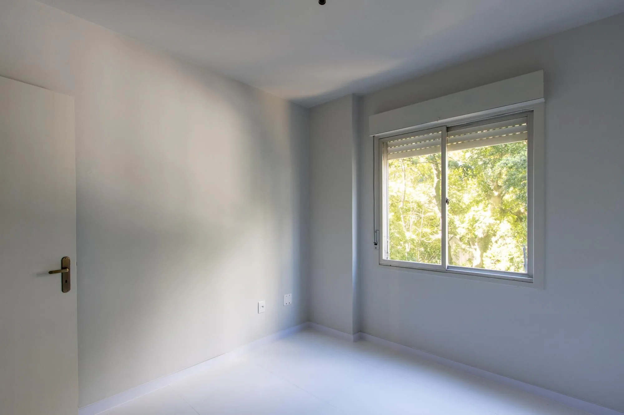 Imagem Apartamento 3 quartos, reformado, condomínio com infraestrutura - Bairro Cristal