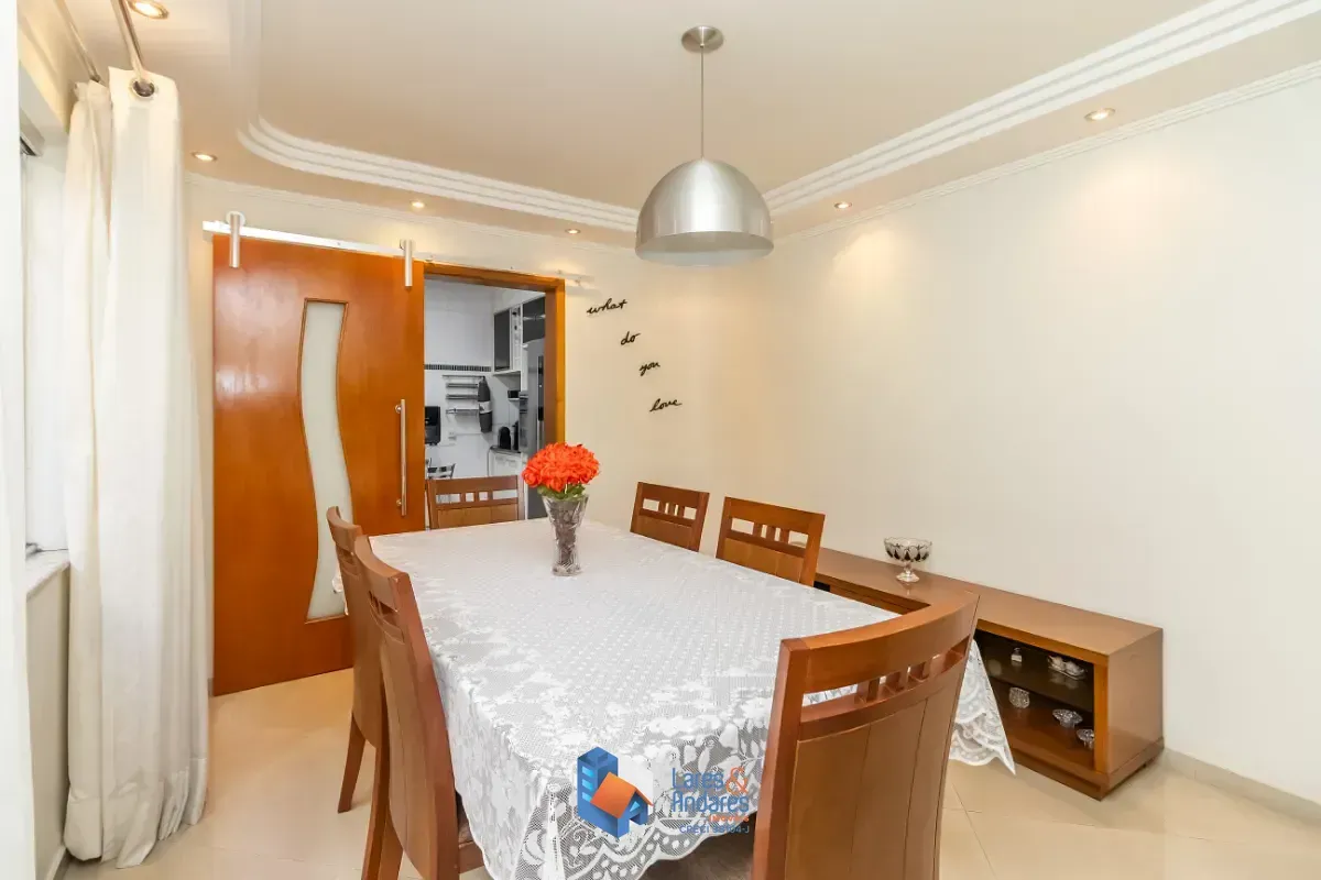 Imagem Sobrado para venda em Jardim Santa Cruz (Sacomã) com 3 quartos, sendo 1 suíte, 140m²
