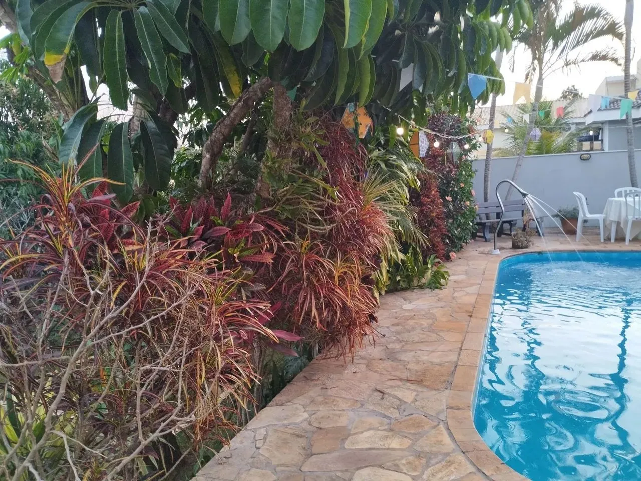 Imagem Chácara de Luxo em Condomínio: 3 Quartos, 1 Suíte, 4 Vagas de Garagem em Araçoiaba da Serra-SP