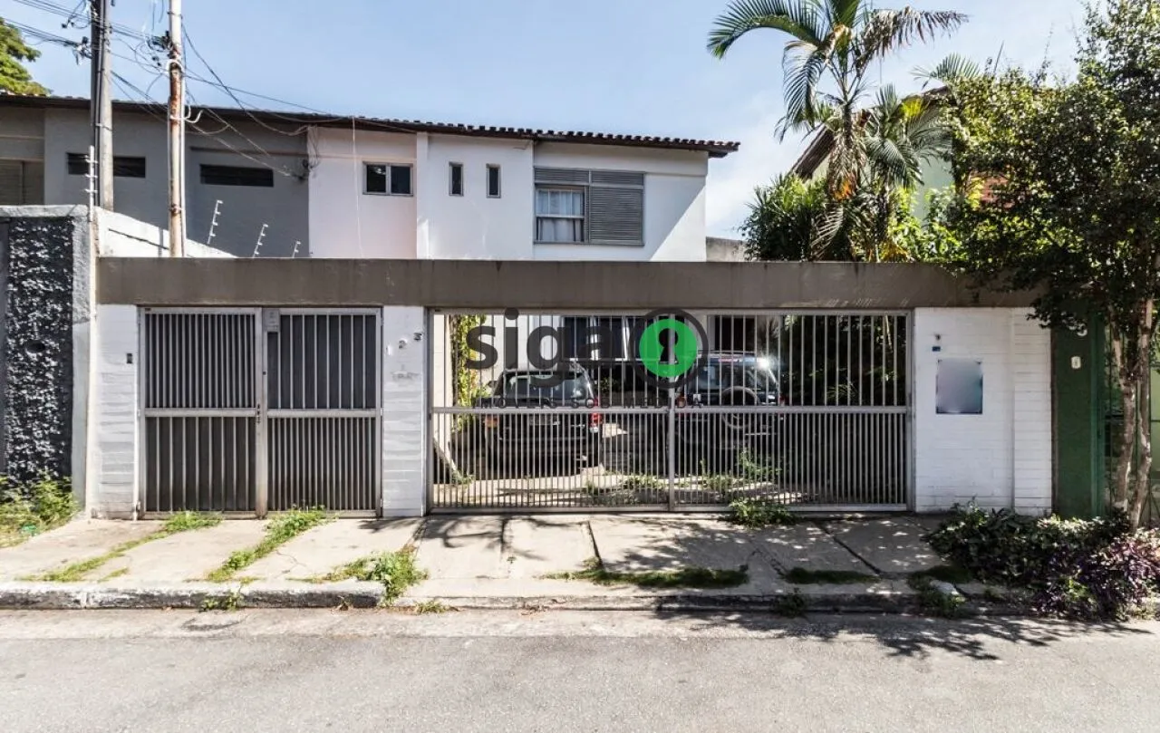 Foto do imóvel Sobrado em Campo Belo- 220m², 4 Quartos, 4 vagas disponível para Venda e locação!!!