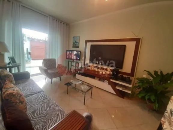 Imagem Casa com 2 dormitórios à venda, 300,00 m² - Jardim Olinda - Cabo Frio/RJ