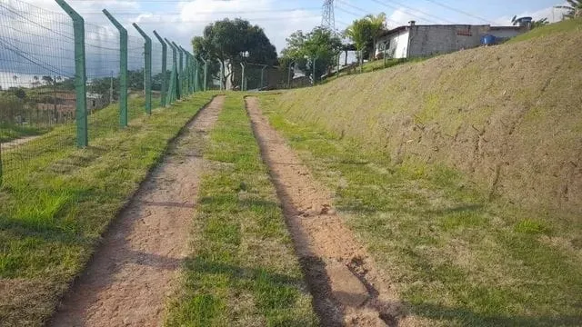 Imagem Chácara à venda 2500M², Loteamento Chácaras Ingrid, Taubaté - SP