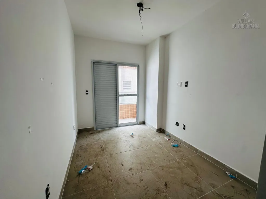 Imagem Apartamento na Vila Tupi, 3 Dormitórios sendo 3 suítes com vista mar!