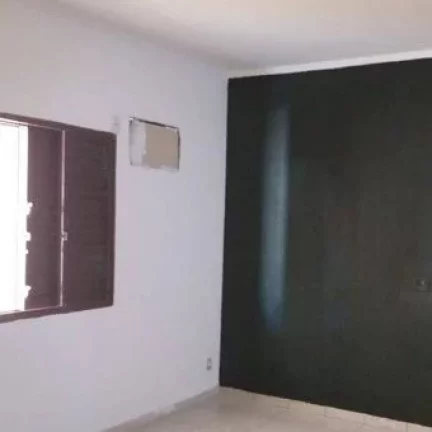 Imagem Sobrado, 03 dormitórios, 02 banheiros + salao uso comercial