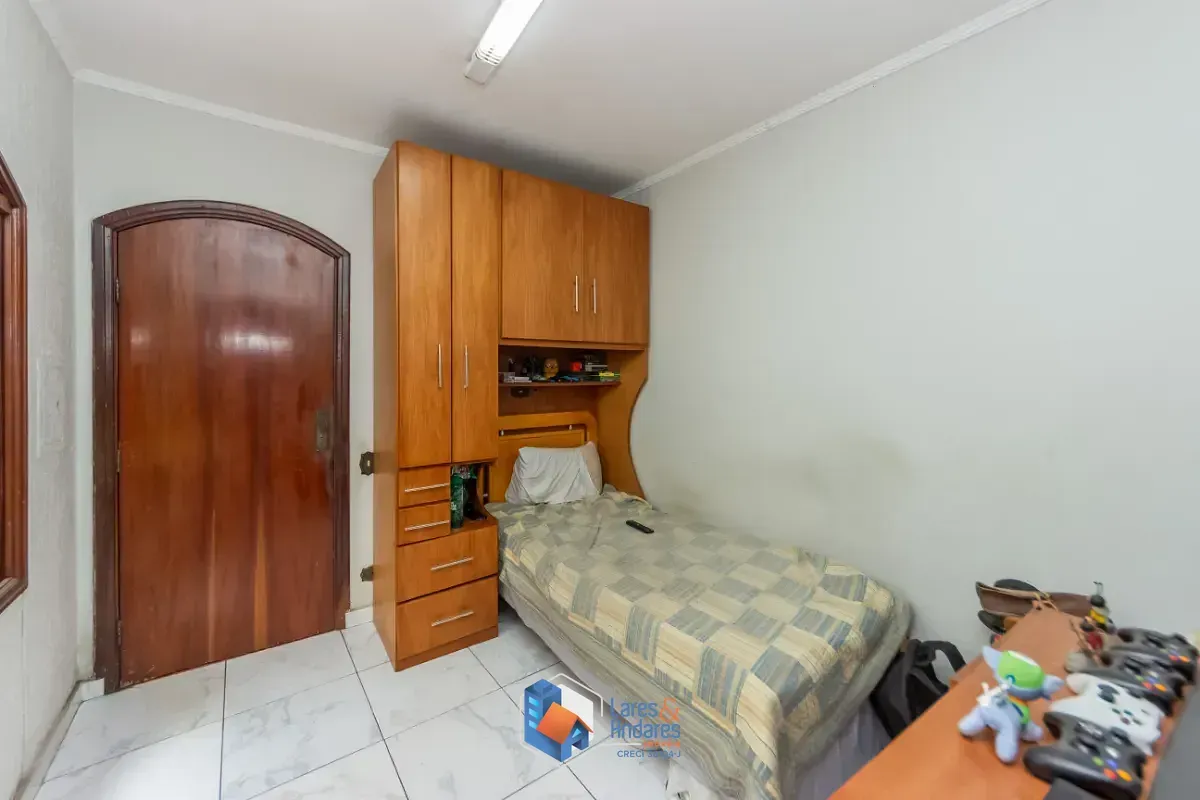 Imagem Sobrado para venda em Vila Guilherme com 4 quartos, sendo 2 suítes, 181m²