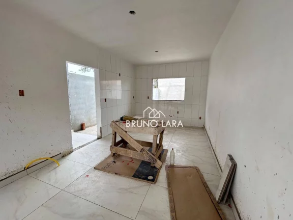 Imagem Casa à Venda em Betim, no Bairro Tiradentes