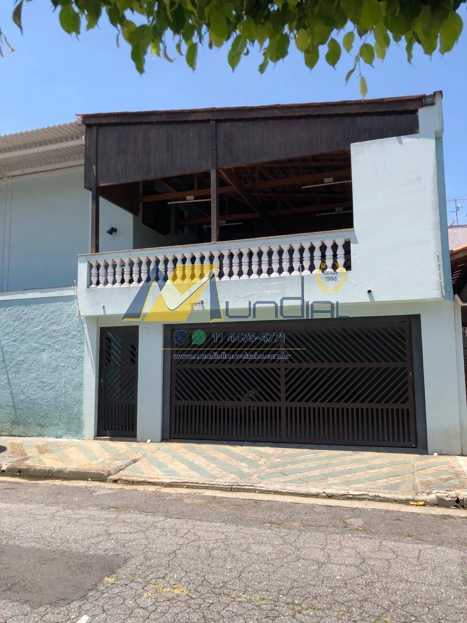 Imagem Sobrado amplo com 3 suítes, renda garantida e 6 vagas cobertas