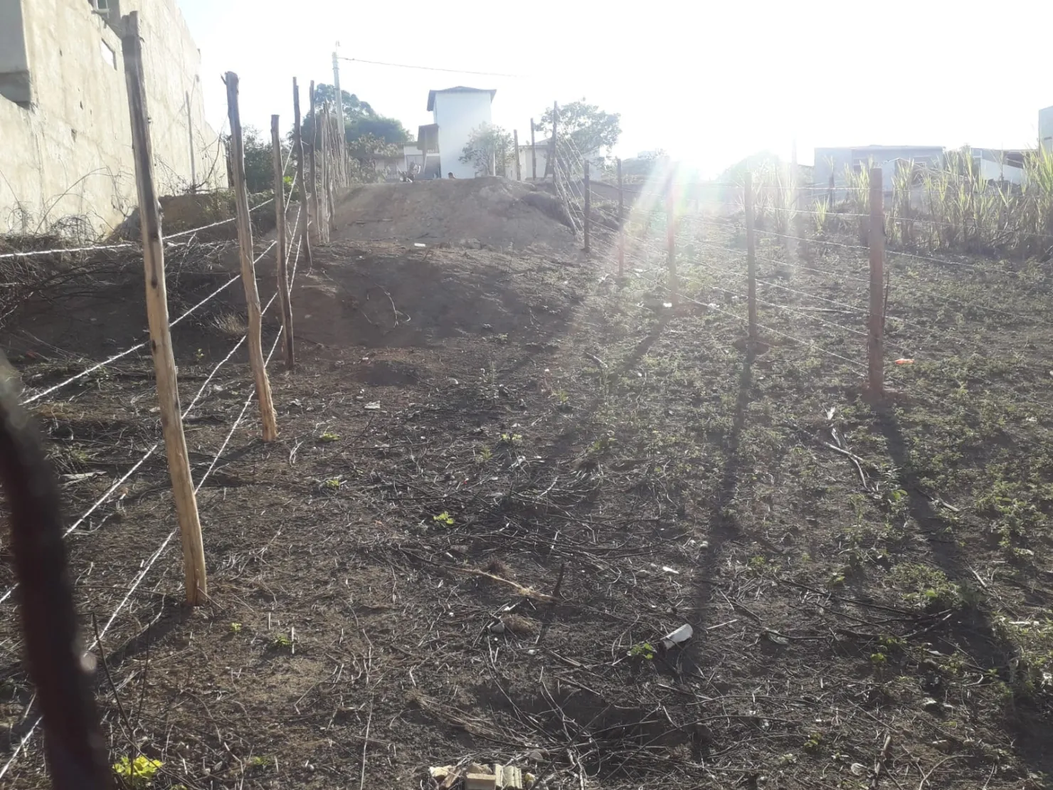 Imagem Terreno à venda 200M², Jardim do Vale, Guaratinguetá - SP