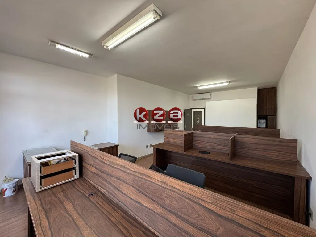 Imagem Sala Comercial Mobiliada para Locação no Bairro Castelo. Localização Privilegiada em Valinhos!