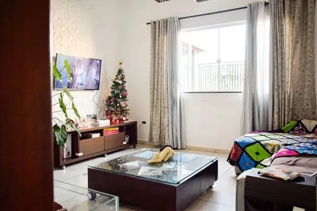 Imagem Casa à venda 3 Quartos, 1 Suite, 4 Vagas, 300M², Jardim Oásis, Taubaté - SP