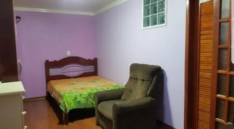 Imagem VENDA DE SOBRADO NO JARDIM PRESIDENTE DUTRA, EM GUARULHOS/SP, 300m² com 4 quartos, suíte, salão amplo e coberto e garagem para 02 autos. CONSULTE-NOS.