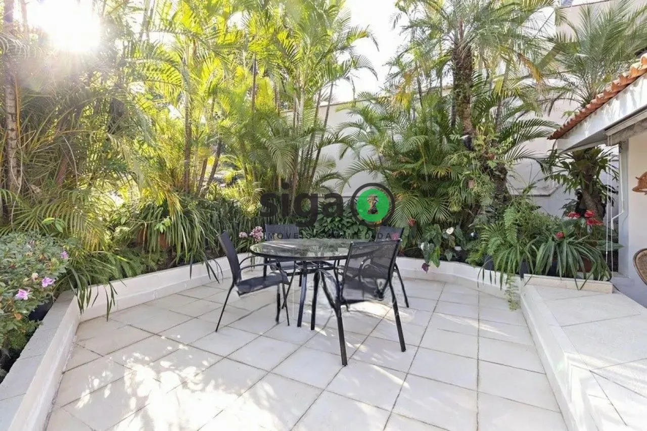 Imagem Casa a Venda na Cidade Jardim com 3 quartos