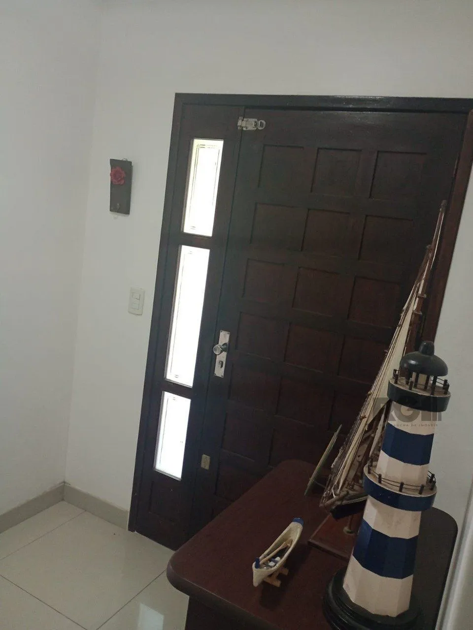 Imagem Casa 3 dormitórios à venda Santo Antônio Porto Alegre/RS