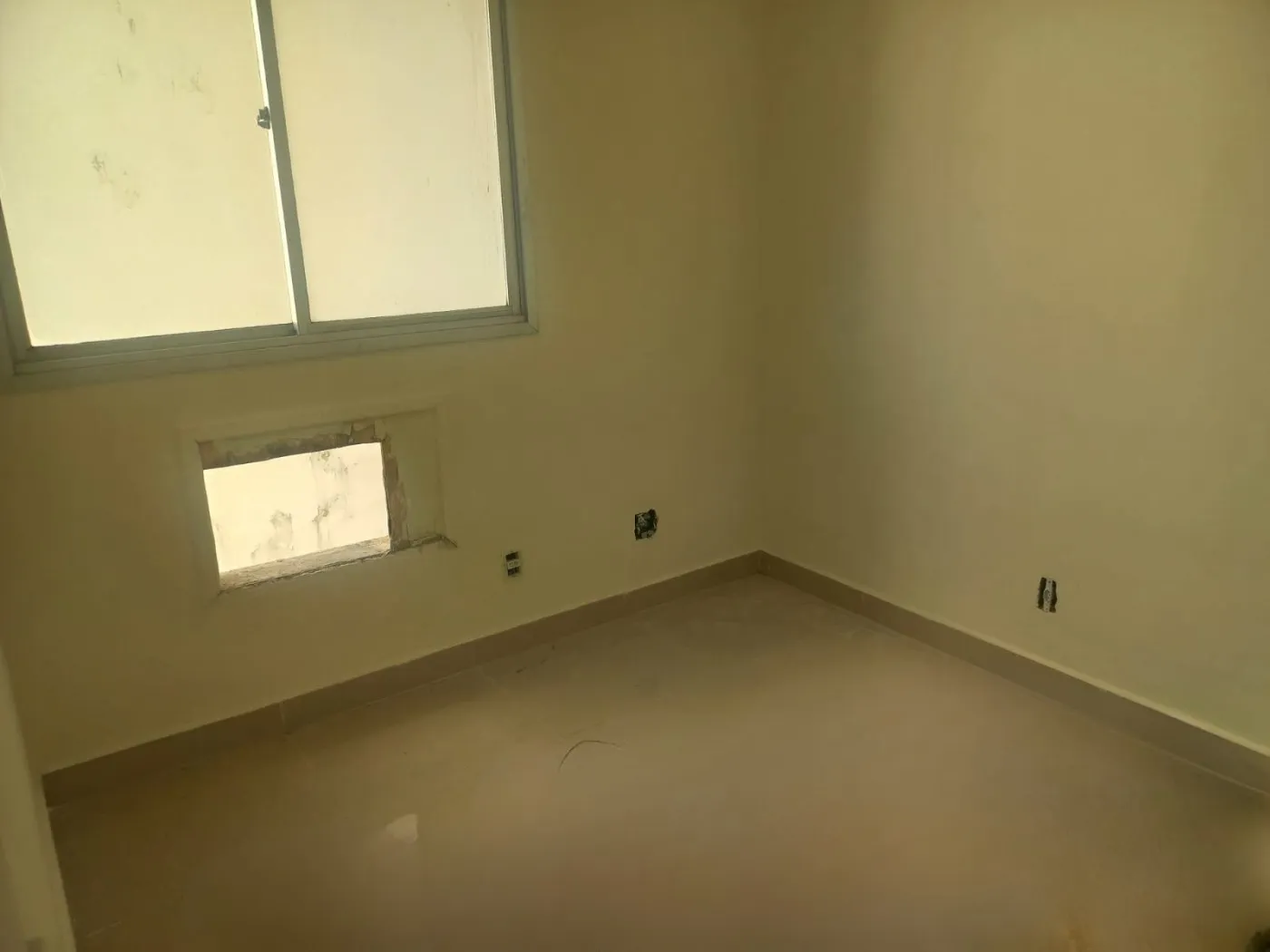 Imagem Apartamento para Venda em Rio de Janeiro, Praça Seca, 2 dormitórios, 1 banheiro, 1 vaga