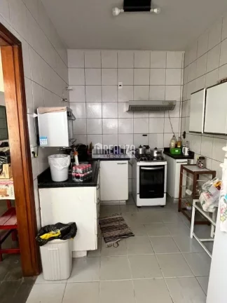 Imagem Casa com edícula à venda no bairro Olinda, em Uberaba