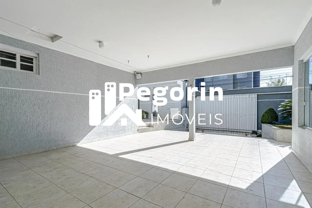 Imagem Sobrado 4 Quartos sendo 02 suítes 344,00M² Centro Pinhais
