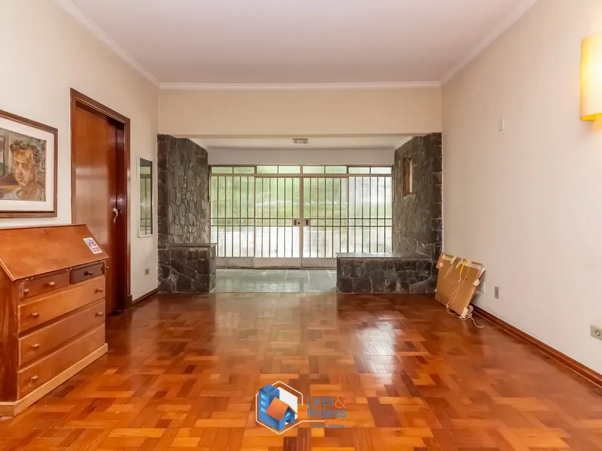 Imagem Casa para venda em Lapa com 3 quartos, sendo 1 suíte, 377m²