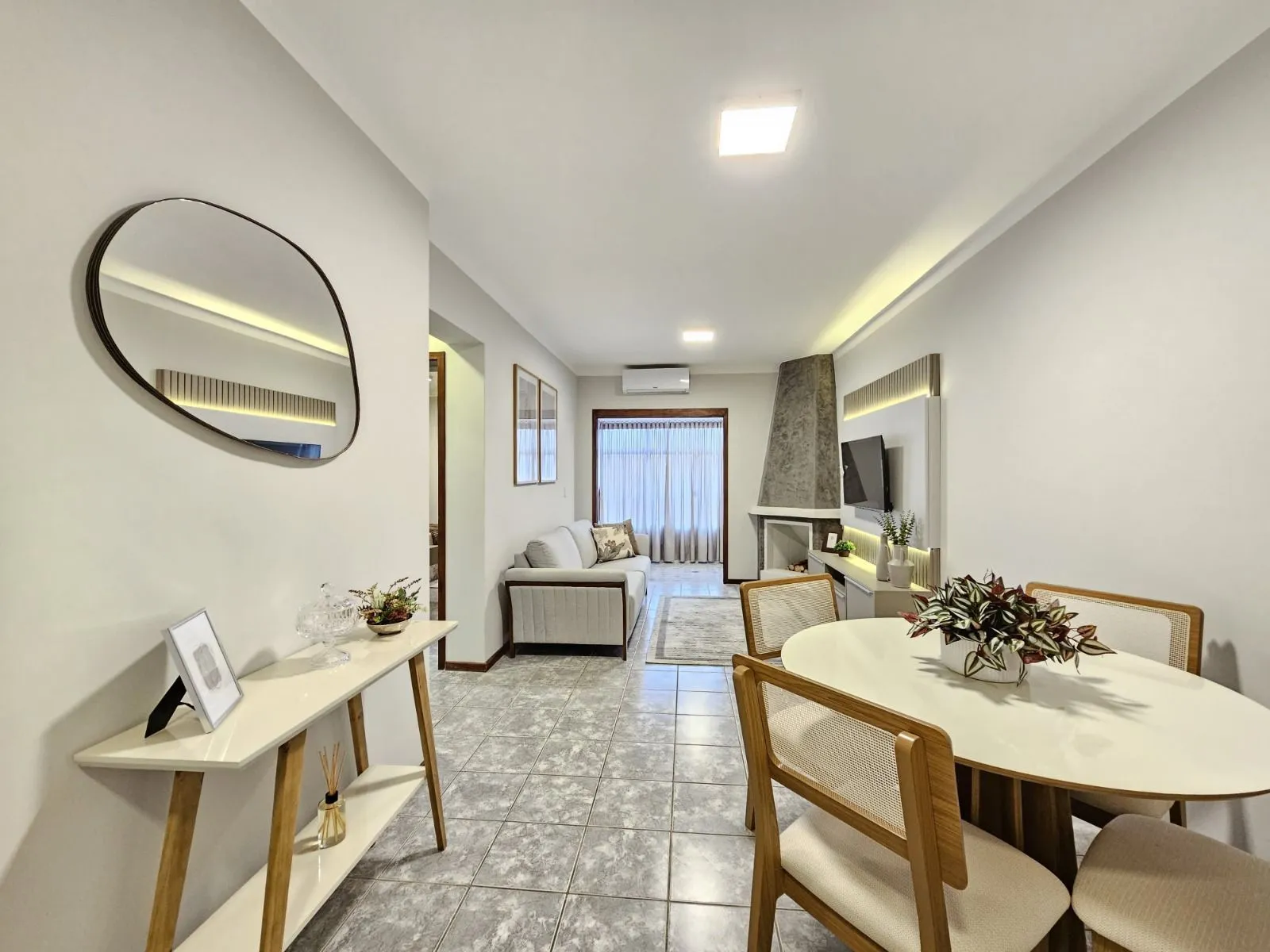 Imagem Apartamento, 02 Dormitórios, 01 Banheiro, 63.93m², Capão da Canoa - RS