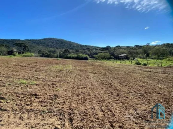 Foto do imóvel Chácara a venda, com 02 excelente Barracões novos, em Mandirituba/Tijucas do Sul PR
