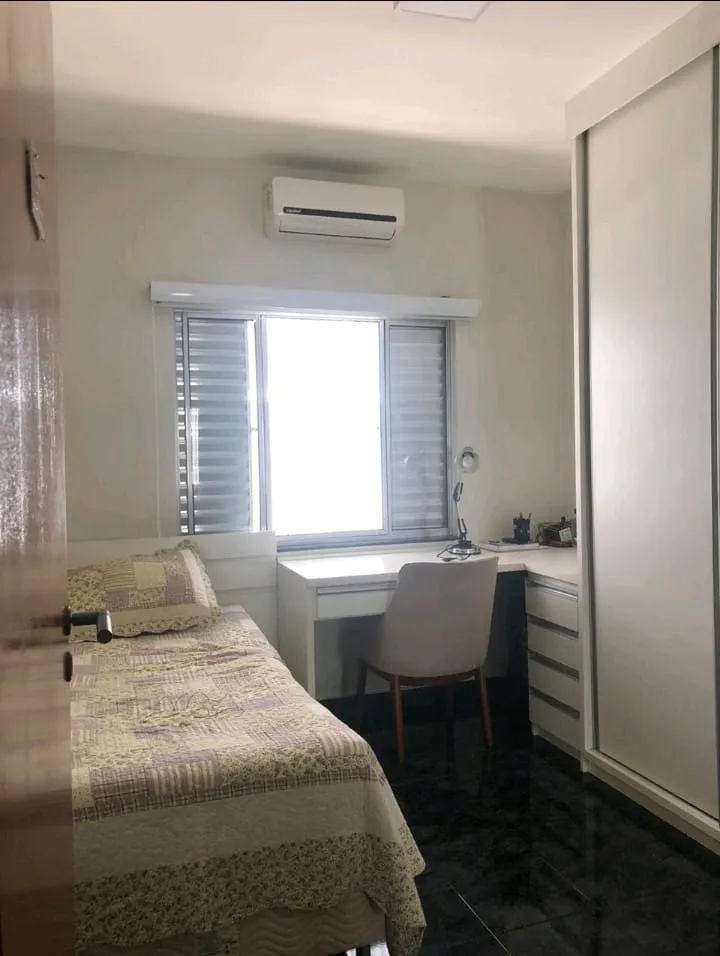 Imagem Casa à venda 3 Quartos, 1 Suite, 4 Vagas, 250M², Jardim Paraibá, Aparecida - SP