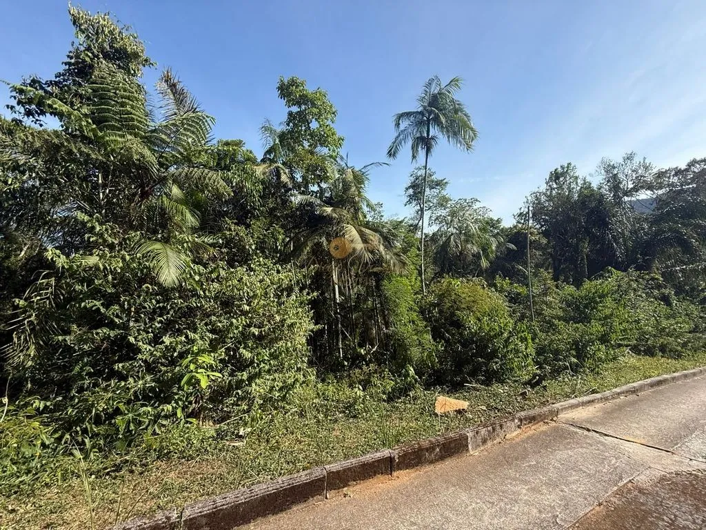 Imagem Terreno em Condomínio para Venda em Teresópolis / RJ no bairro Albuquerque
